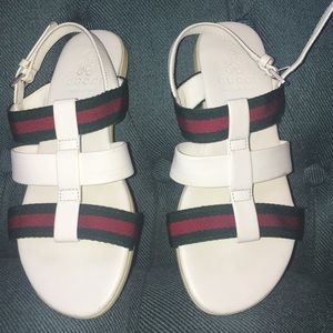 Gucci leather sandals for girls size 11